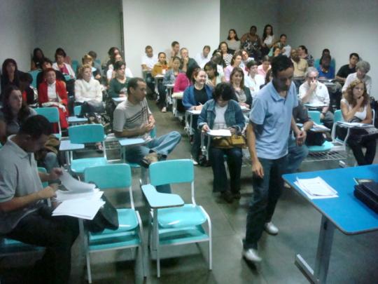 APRESENTAÇÃO DE TRABALHOS DO II SEMINÁRIO PROEJA.(Júlio de Souza Santos)