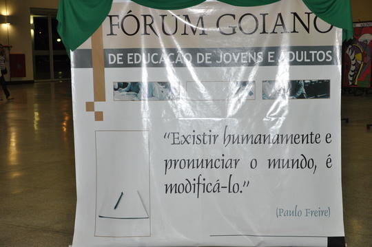 Banner do Fórum Goiano de Educação de Jovens e Adultos